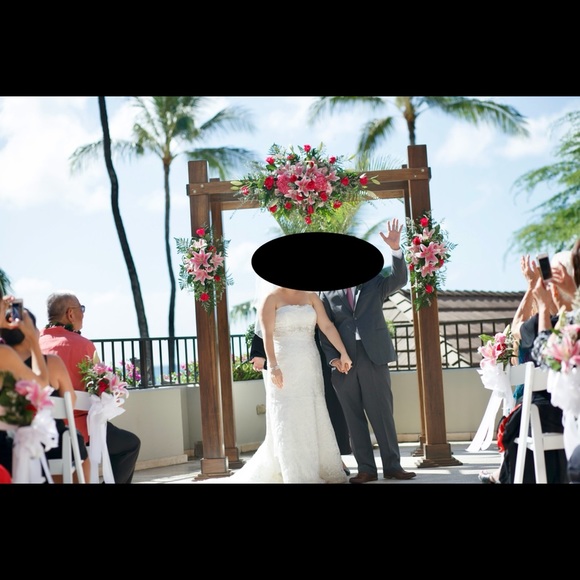 Wedding dress - Picture 5 of 8